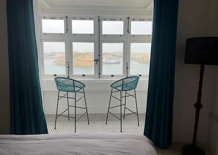 Valletta Seaview Townhouse